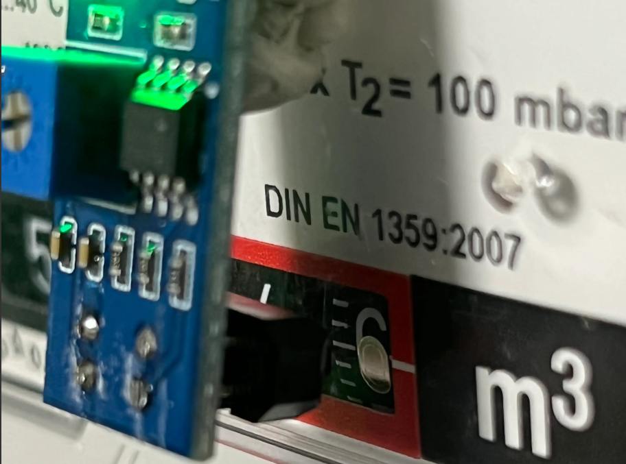 sensore TCRT5000 su numeri contatore gas